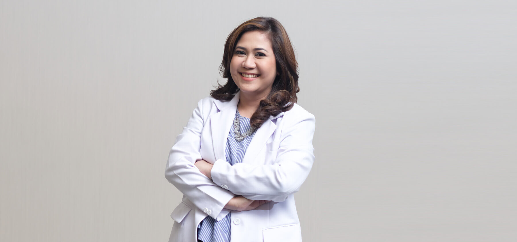 Dr. WULAN APRIANTI , SpM