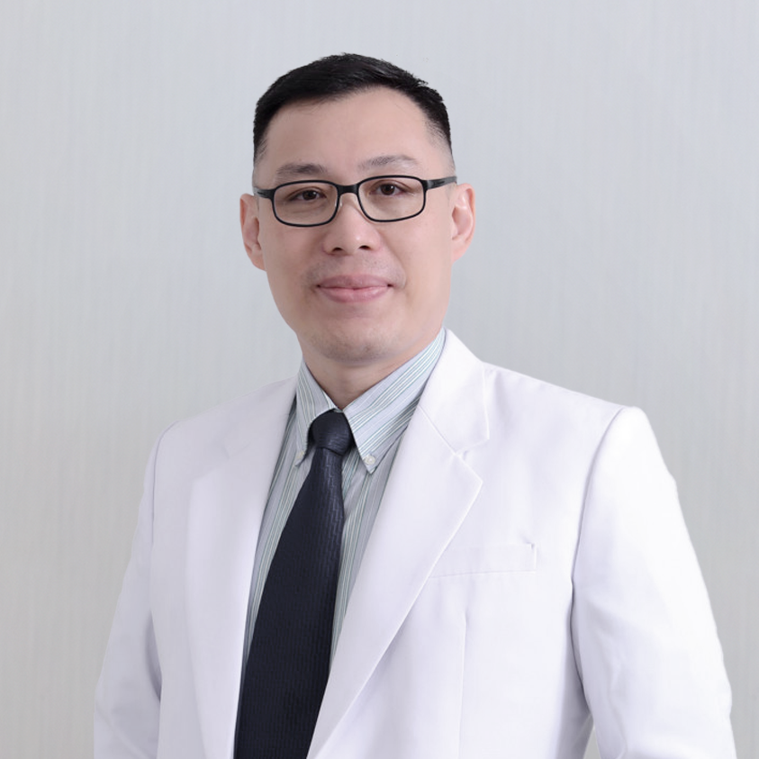 KMN EyeCare - Dr. HENRY WAROUW, SpM