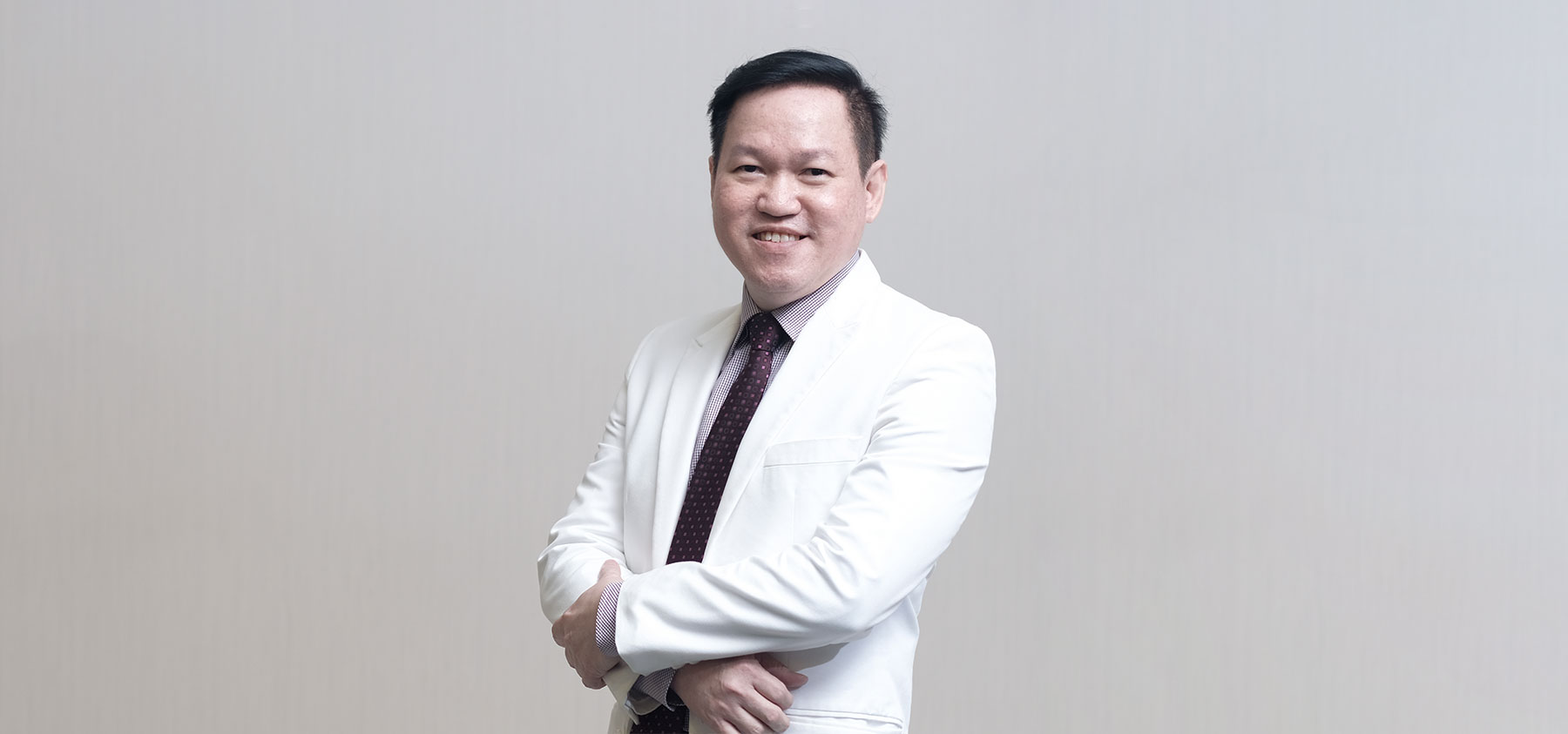 KMN EyeCare - Dr. Vinsensius G. Budiman , SpM