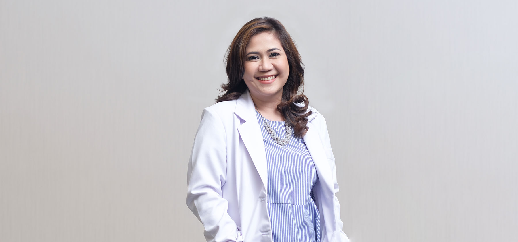 KMN EyeCare - Dr. Wulan Aprianti , SpM